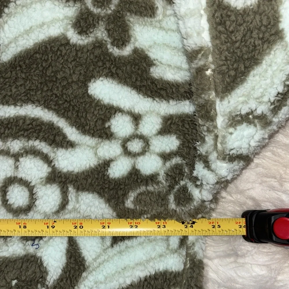 American Eagle “This Feels Seriously Huggable” Full-Zip Fleece Jacket, Size XS/S - Picture 7 of 15